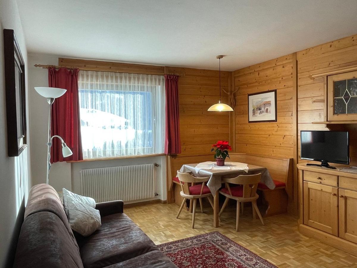 Lastei Aparthotel 3*
